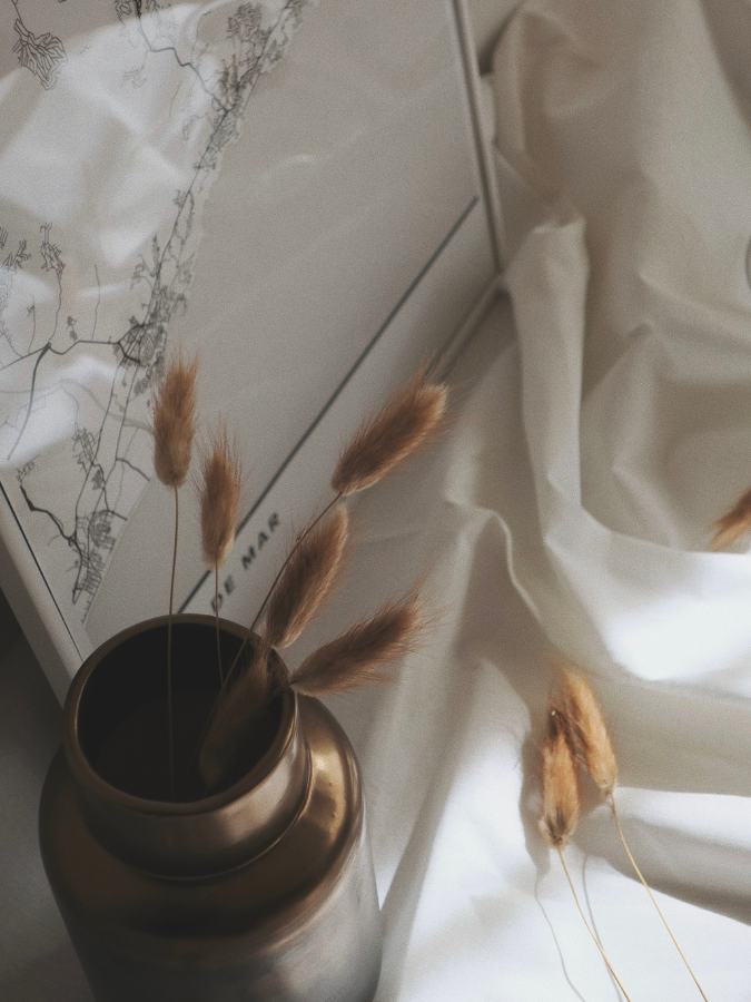 Sesja produktowa z plakatem