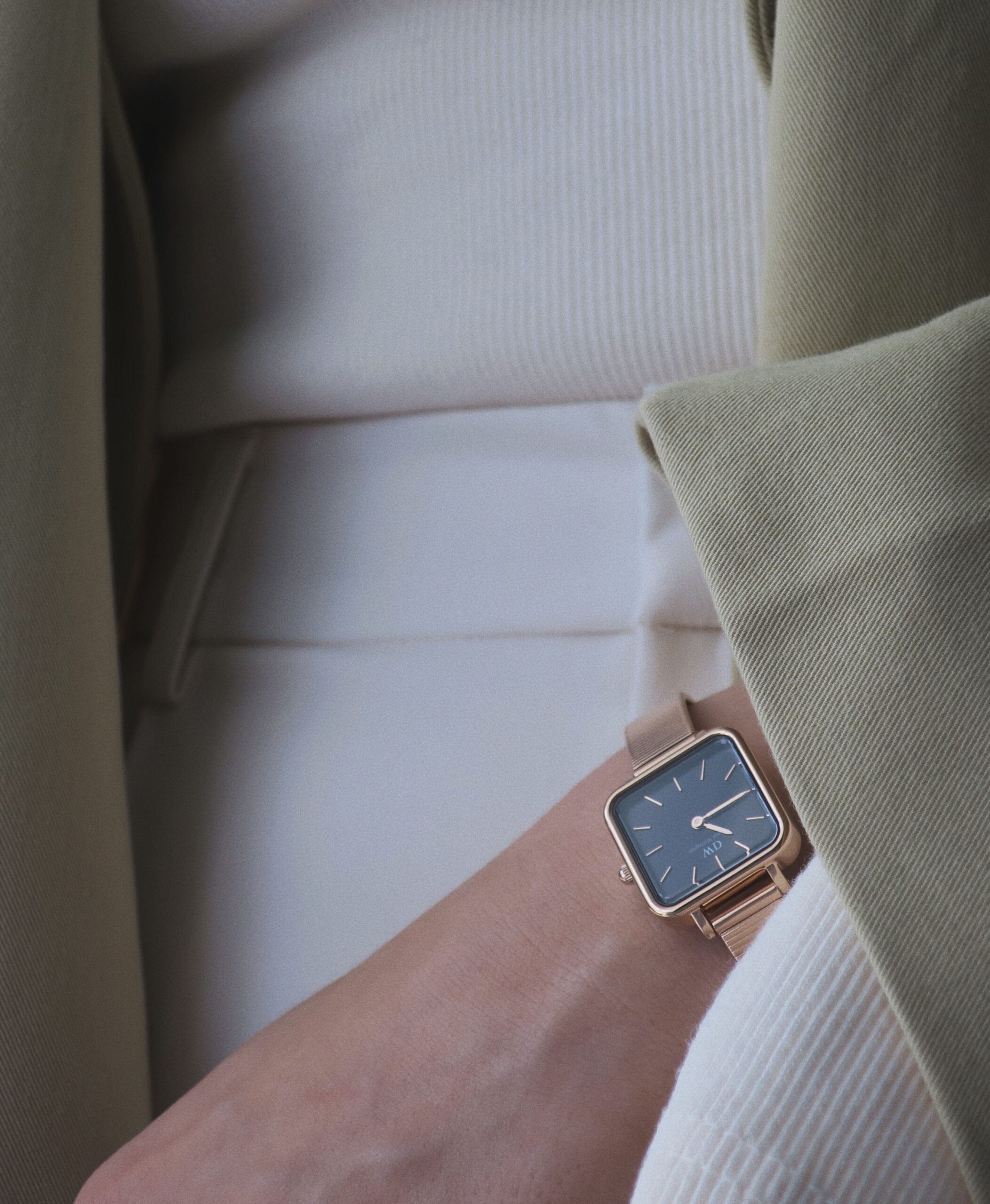 sesja produktowa zegarki scaled